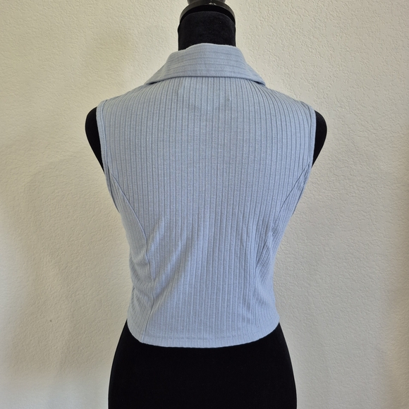 Blue Ribbed Collared Crop Top - Picture 5 of 10